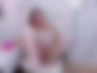 Live cam show with miia-gold - Cock Rating on Cam Slut