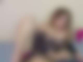 miia-gold's Live Sex Cam Show