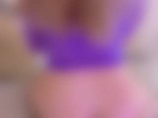 miia-gold's Live Sex Cam Show