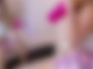 miia-gold's Live Sex Cam Show