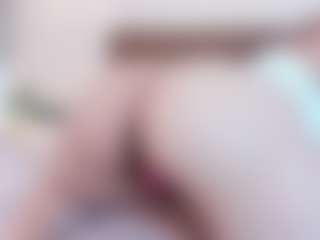 miia-gold's Live Sex Cam Show
