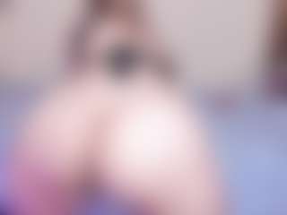 miia-gold's Live Sex Cam Show