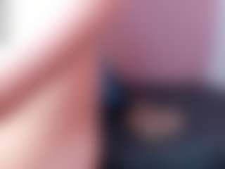 Live cam show with miia-gold - Toys Young Adult on https://playwithruby.com