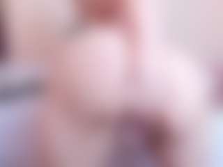 miia-gold's Live Sex Cam Show