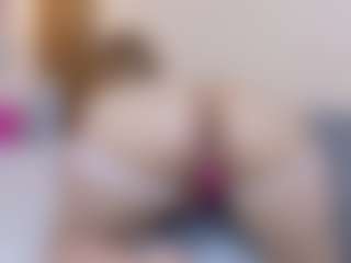Live cam show with miia-gold - Red Hair Fetish on camtv