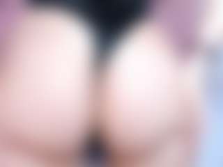 miia-gold's Live Sex Cam Show