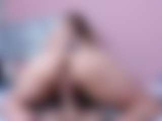 miia-gold's Live Sex Cam Show