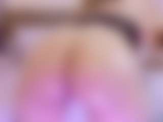 miia-gold's Live Sex Cam Show