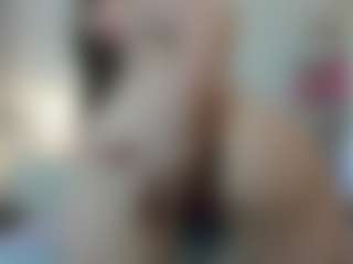 miia-gold's Live Sex Cam Show