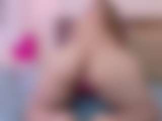 miia-gold's Live Sex Cam Show