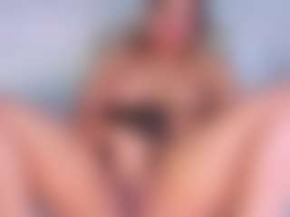 Live cam show with Tamralyn - Teen (18+) on camtv