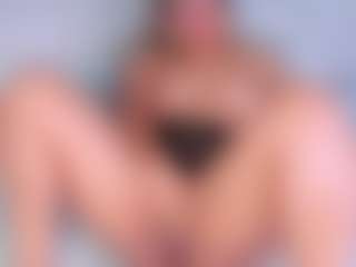 Live cam show with Tamralyn - Young Adult on eurowanks.com