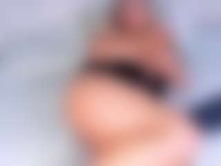 Live cam show with Tamralyn - Deepthroat on Soda Cam