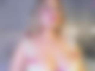 Live cam show with Tamralyn - Moaning on sexylive.show