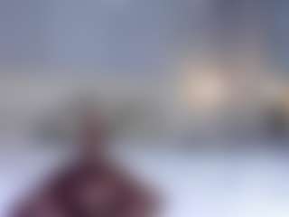 Live cam show with Tamralyn - Handjob on CamClone