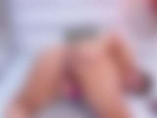 Live cam show with Tamralyn - Fingering on liverealitysex.com