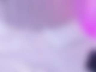 Live cam show with Tamralyn - Blonde Hair on Camming Site