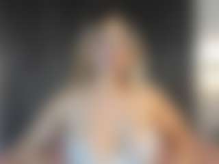 Live cam show with Tamralyn - Brown Eyes on Camsoda