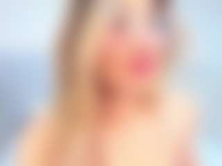 Live cam show with Tamralyn - Juguetes on Camsoda