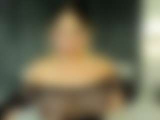 Live cam show with Tamralyn - BBW on SquirtSoMuch