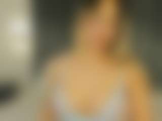 Live cam show with Tamralyn - Blonde Hair Lovense on StripNow