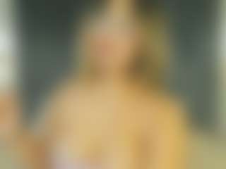 Live cam show with Tamralyn - Curvy Young Adult on Mixed Magazine Live