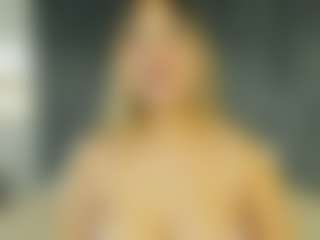 Live cam show with Tamralyn - Strip on MyBangCams