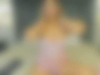 Live cam show with Tamralyn - Young Adult on eurowanks.com