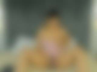 Live cam show with Tamralyn - Tittyfuck on Sweet Sext