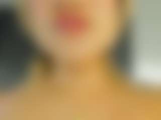 Live cam show with Tamralyn - Spank on SquirtSoMuch