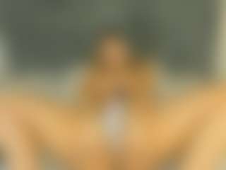 Live cam show with Tamralyn - Brown Eyes on slutload