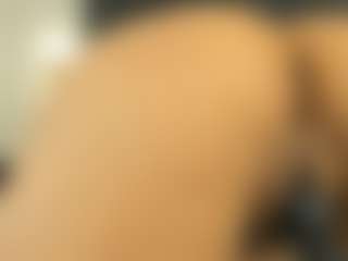 Tamralyn's Live Sex Cam Show