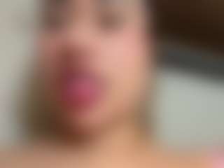 Tamralyn's Live Sex Cam Show