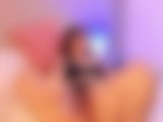 Live cam show with bianca-pearl11 - Small Tits on Camsoda