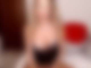 Live cam show with LadyEvolet - Nora on live.xbliss.ai