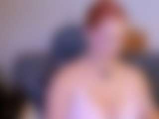 Live cam show with Lilith2 - Butt Plug on Cam Slut