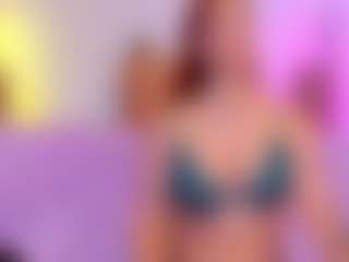 Live cam show with Lilith2 - Camel Toe on Gym Cam Girls