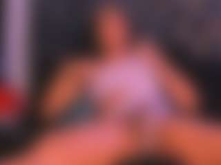 Live cam show with MadissonAbondaxCR - Drinking on Camsoda Late Night