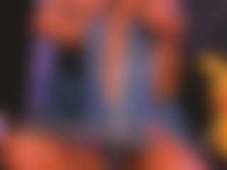 Live cam show with MadissonAbondaxCR - Smoking on TeamSkeetLive