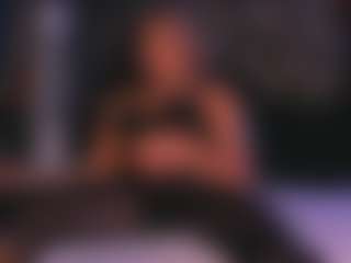 Live cam show with MadissonAbondaxCR - Blonde Hair on livesuperchat.net