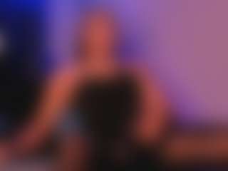 Live cam show with MadissonAbondaxCR - Drinking on Camsoda