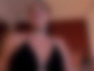Live cam show with Vaiolet-hot - Upskirt on SpankPalCams