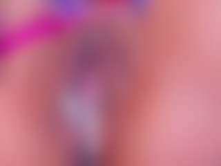 Live cam show with ArianaSaintx - Squirt on Camsoda