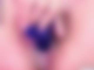ArianaSaintx's Live Sex Cam Show