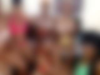 Barbiecharm's Live Sex Cam Show