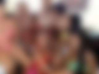 Barbiecharm's Live Sex Cam Show