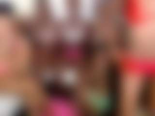 Barbiecharm's Live Sex Cam Show