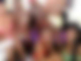 Barbiecharm's Live Sex Cam Show