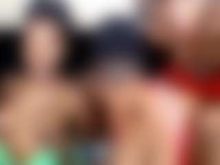 Barbiecharm's Live Sex Cam Show