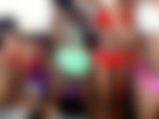 Live cam show with Barbiecharm - Skinny on xDating